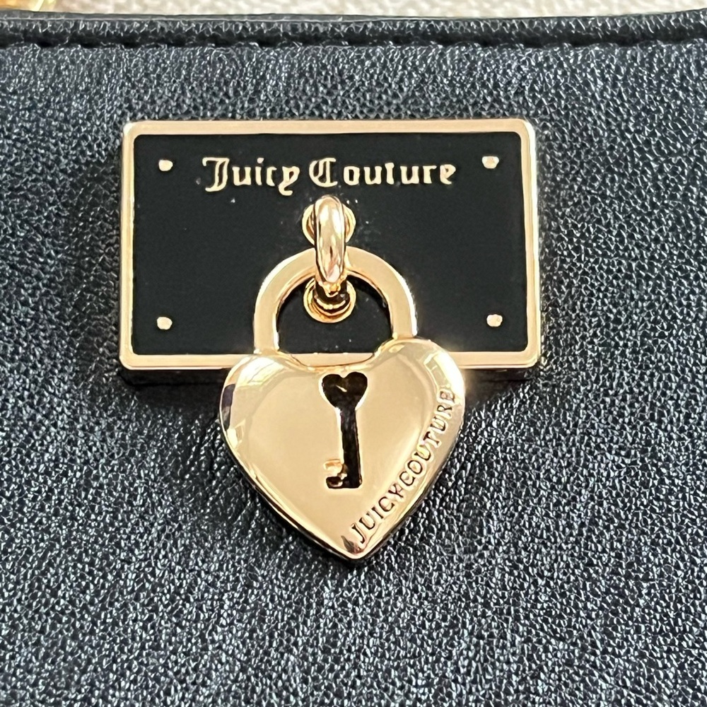 NWOT Juicy Couture Black Small Wallet with Heart Charm. - Picture 3 of 12